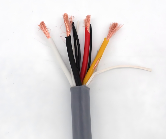 環(huán)市牌珠江提醒您電線電纜熱延伸實(shí)驗(yàn)需要注意事項(xiàng).jpg